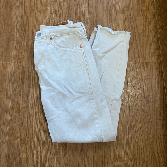 SOLD Levi's Wedgie - Picture 2 of 4